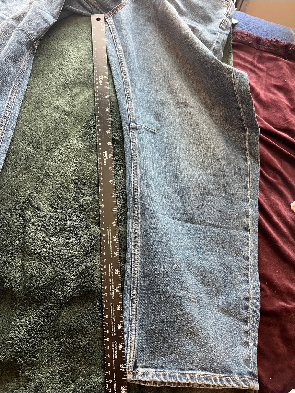 Old Navy petite high rise barrel leg Jeans - Picture 6 of 16
